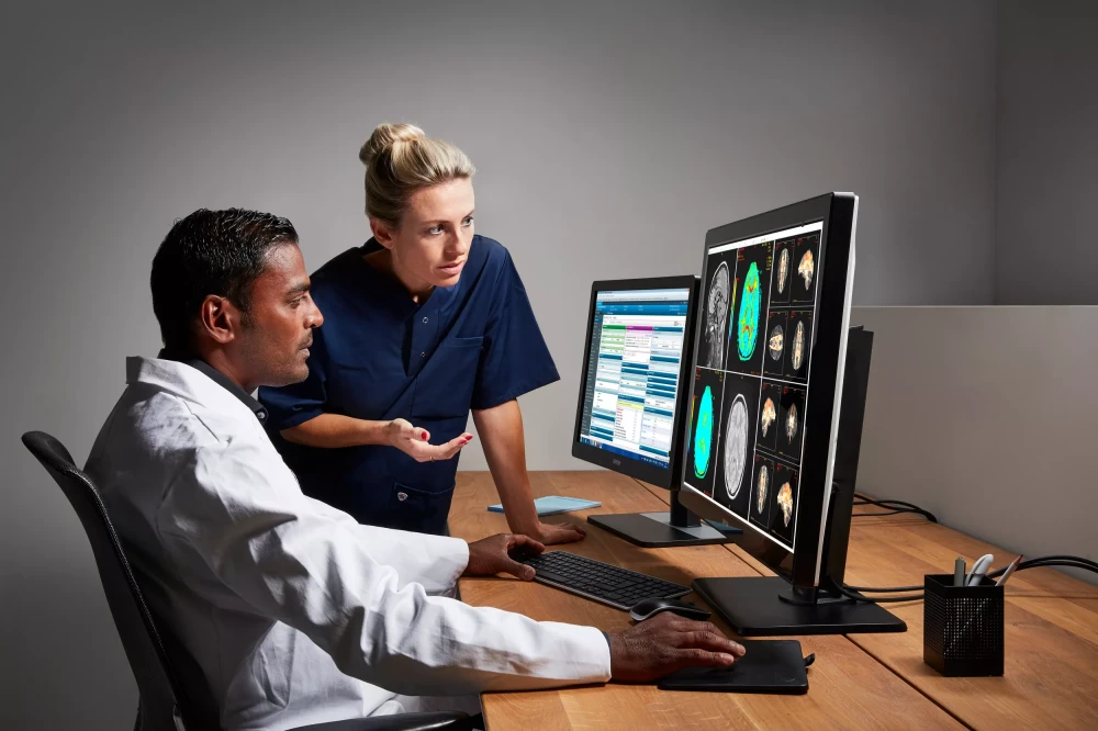 Monitor medyczny Barco Coronis Fusion 4MP MDCC-4430