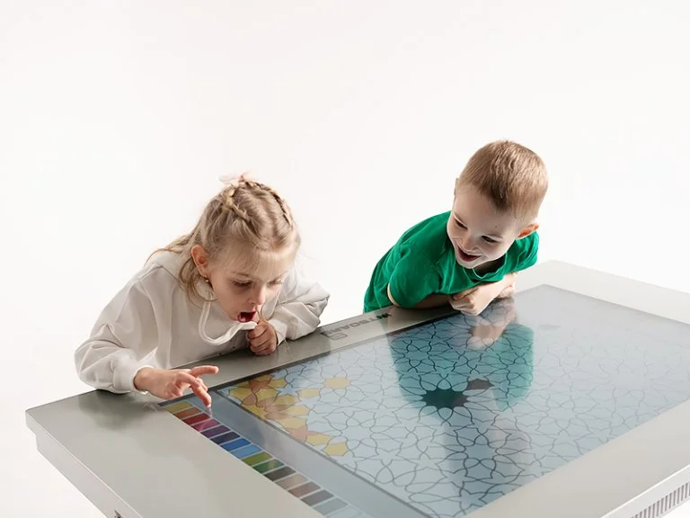 Biurko interaktywne INTBOARD STADY 43'' [Android 13]
