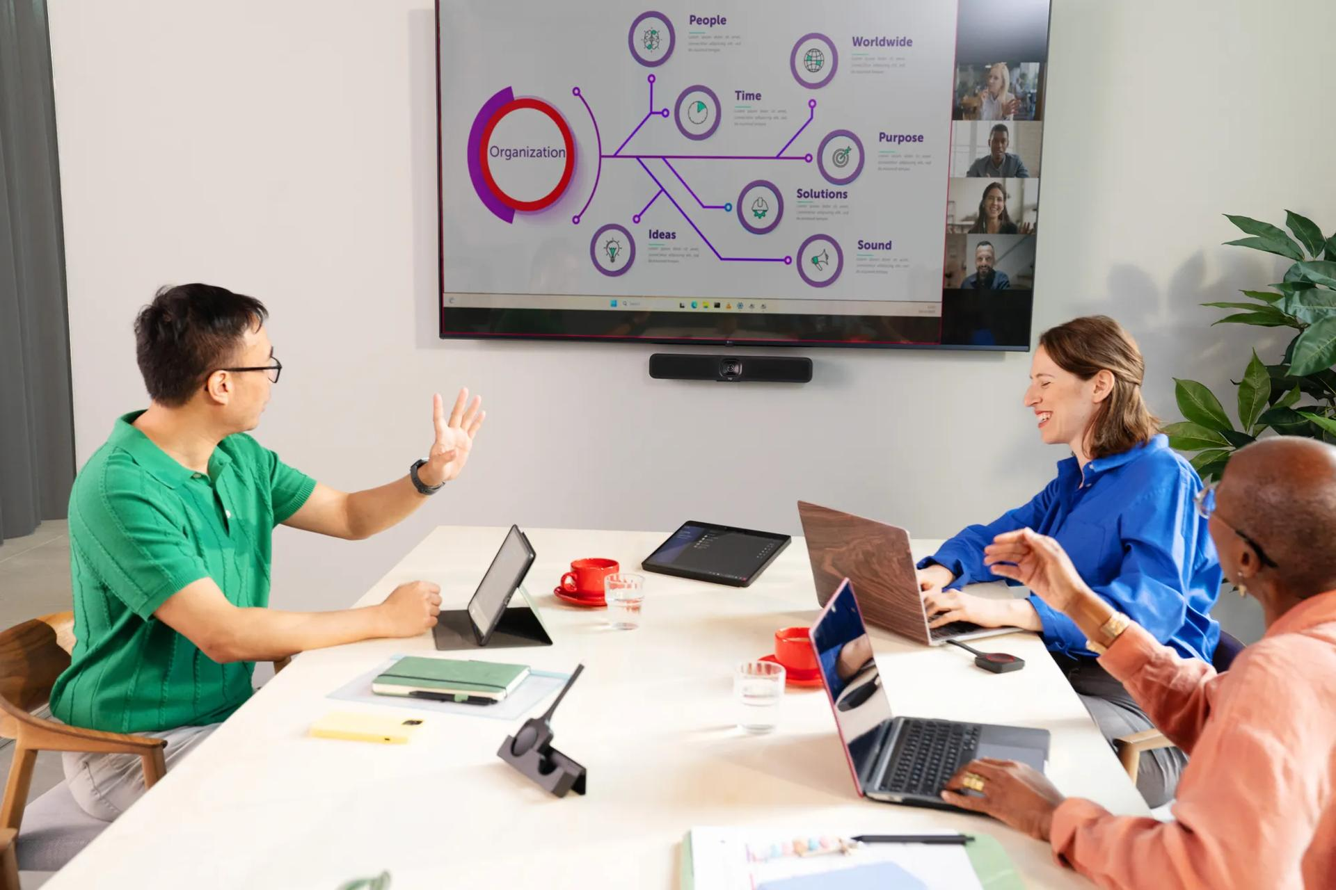 Transmiter AV Barco ClickShare Transmiter AV Barco ClickShare Hub Pro